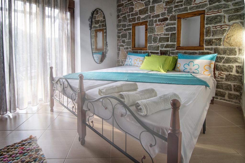 Theano Apartments Сарти Екстериор снимка