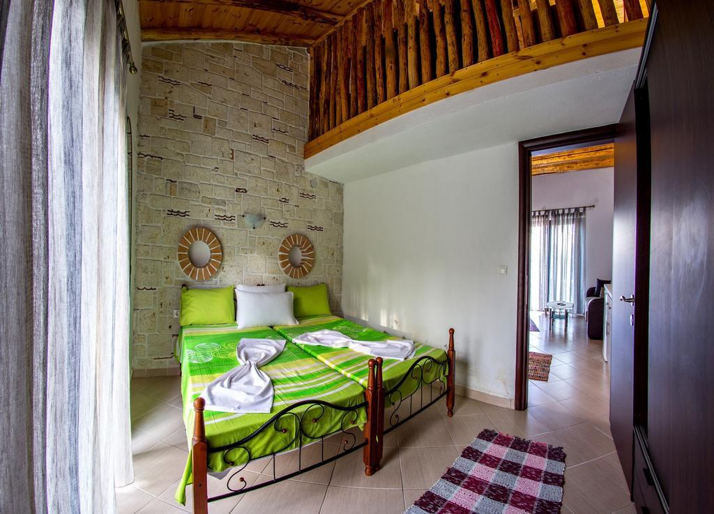 Theano Apartments Сарти Екстериор снимка